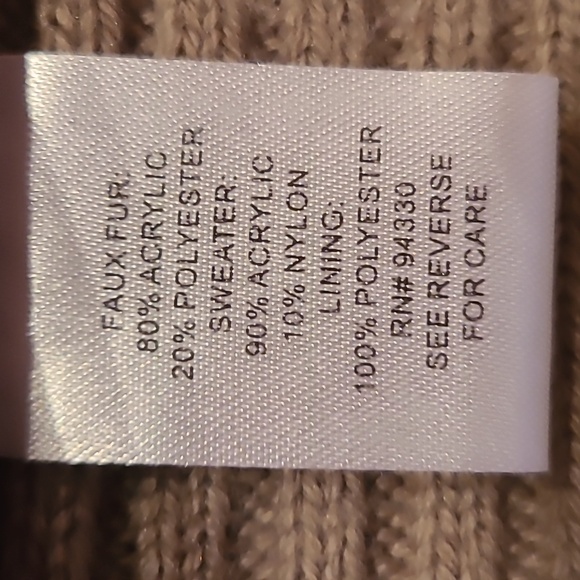 Faux fur vest - Picture 3 of 10